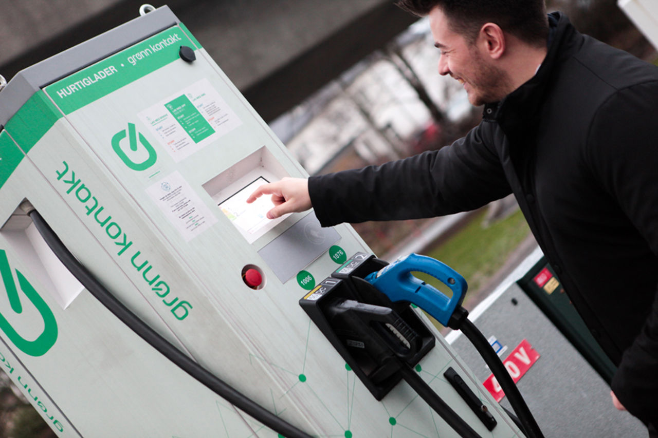 Charging station for electric car